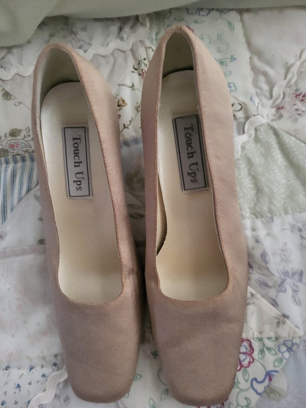 Touch Ups Vintage Nude/Champagne Satin Block Heel Pumps (6 W)